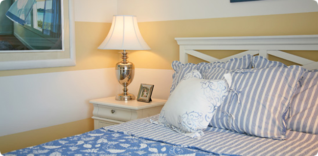pinstript-bedroom